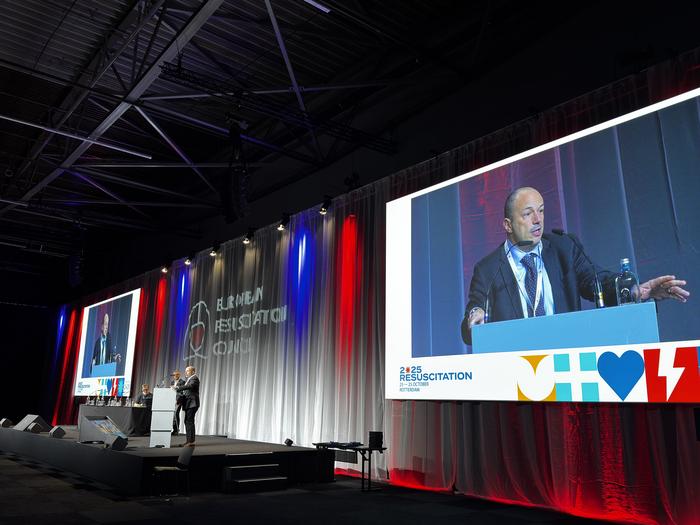 The European Resuscitation Council (ERC) has awarded Benjamin Abella, MD, MPhil, Chair of the Department of Emergency Medicine for the Mount Sinai Health System, with a prestigious “Honorary Membership"