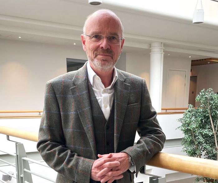 Prof Angus Laing