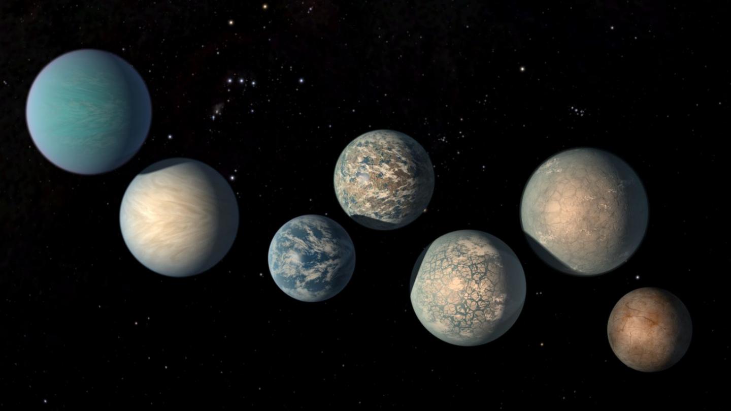 TRAPPIST-1: Findings Show Exoplanets Made of Rock and Water