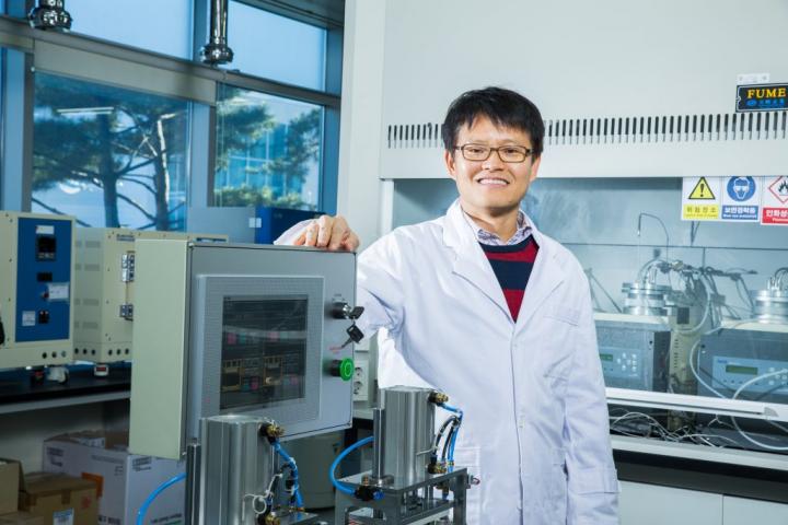 Youngsik Kim, Ulsan National Institute of Science and Technology