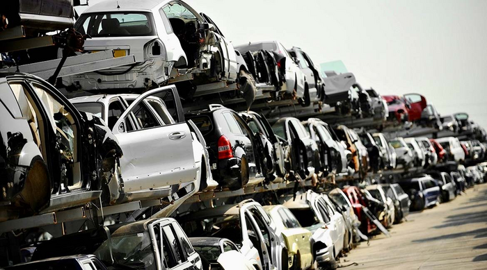 Disassembly 4.0/5.0 in the Automotive Industry