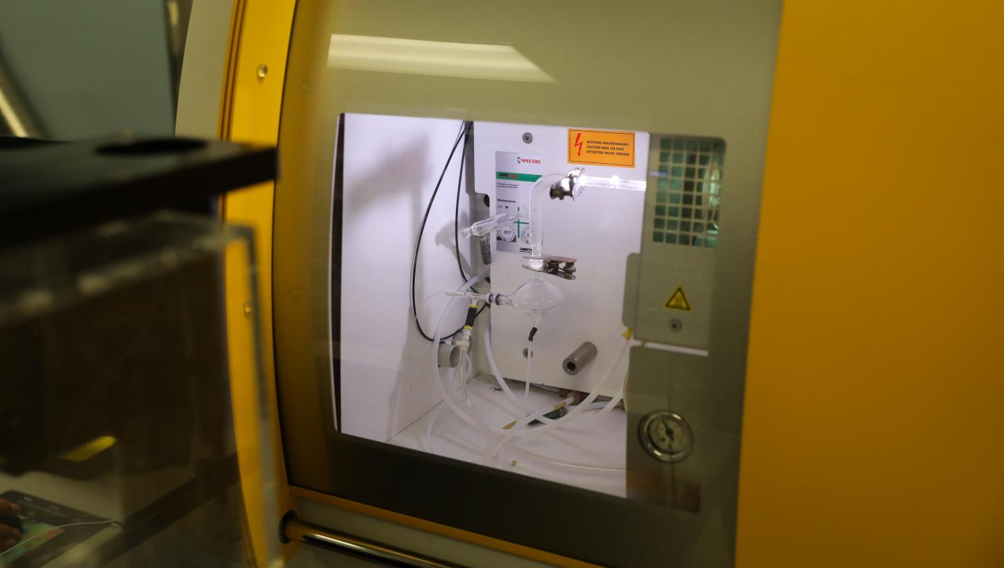 Simultaneous Inductively Coupled Plasma Mass Spectrometer (2 of 2)