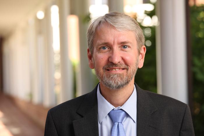 Craig Meyer portrait
