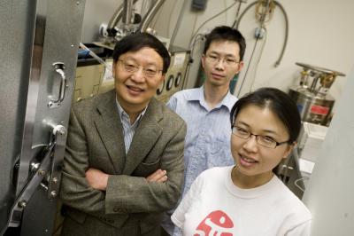 Rui-Rui Du, Chi Zhang and Yanhua Dai, Rice University
