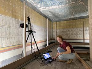 The portable laboratory opens an unprecedented window on Egyptian art