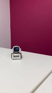 Cozmo the robot