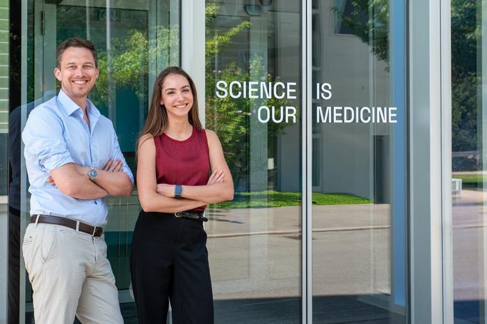 Co first author Natalie Scholes and co-senior author Georg Winter