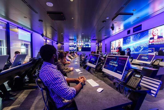 uOttawa's Telfer School of Management and Canadian Centre for Cyber Security partner in strategic collaboration