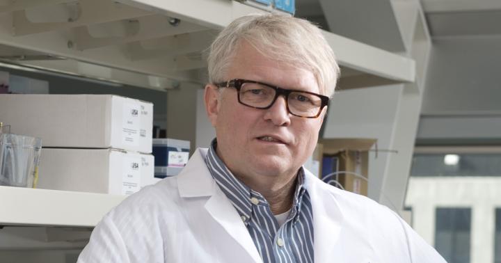 Dr. Stefan Jovinge