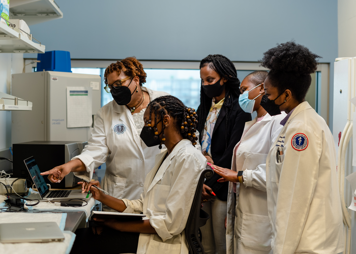 Dr. Marjorie Gondré-Lewis lab photo