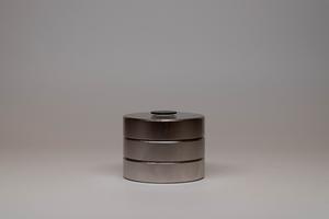 Diamagnetically floating disk