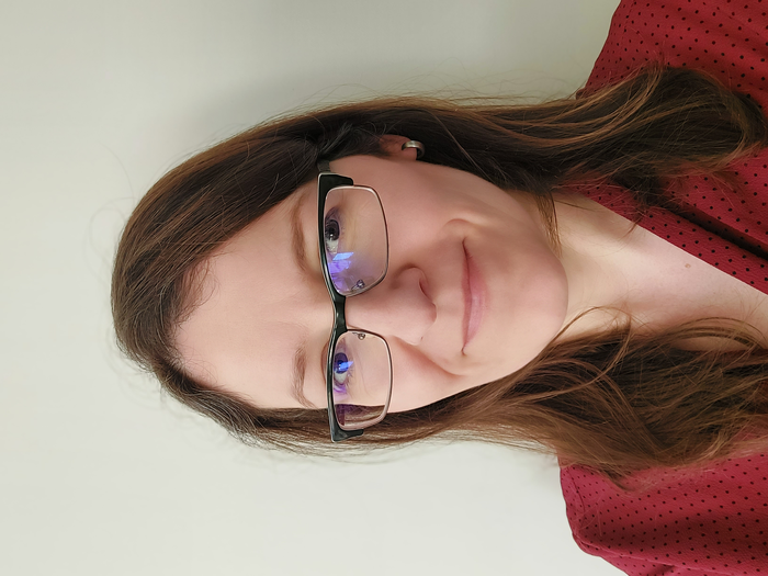 Dr Anja Kuschmann