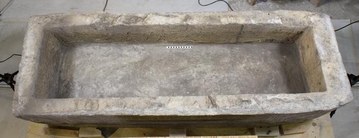 Interior of sarcophagus_3
