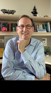Dr. Eric Richards Headshot