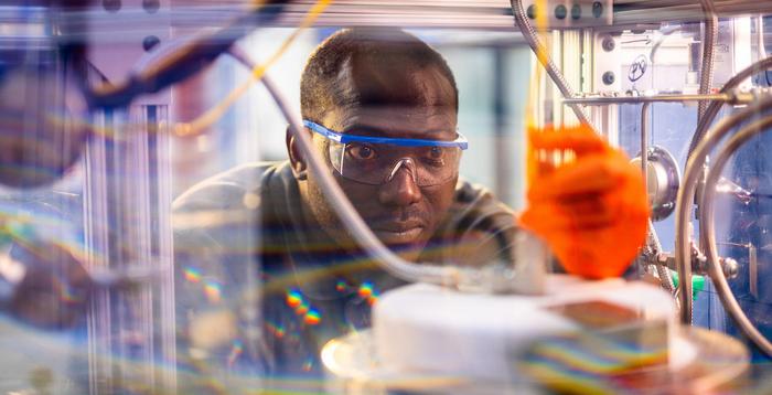 UT Research Moves Forward by Going in Circles