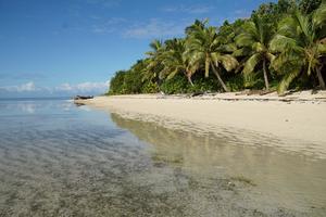 Beach in the Vatu-i-ra seascape in Fiji