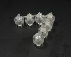 Picture 1. A V-shaped link-bot composed of self-propelled particles connected through chain-like links.