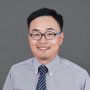 Professor Xiaoran Hu