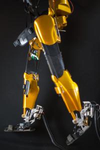 Toward Exoskeletons with a Natural Gait